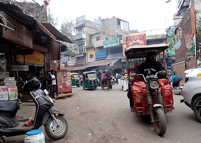delhistreet01_in.jpg