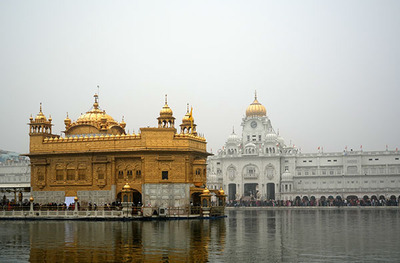 goldentemple_in.jpg