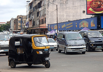 mz_tuktuk.jpg