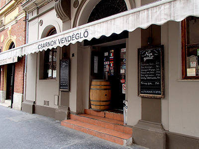 restaurant01.jpg